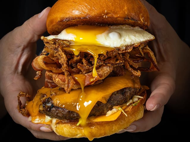 Ricky's Burger.